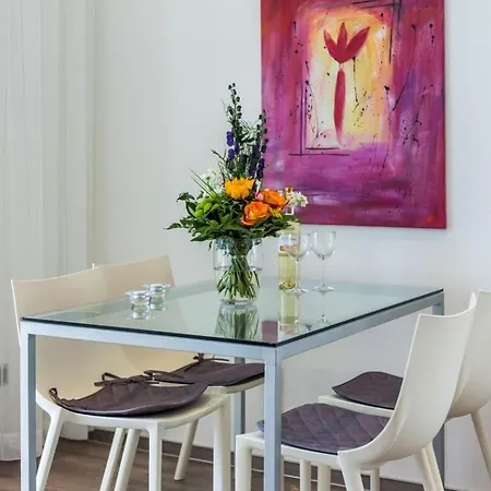 Apartment Hoeger Whg 03 *